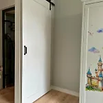 Familienfreundliche Aschenputtel شقة